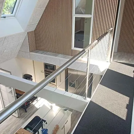 Comfortably In Scenic Surroundings *