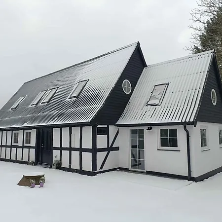 Comfortably In Scenic Surroundings Casa vacanze *