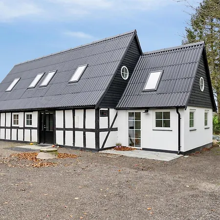 Comfortably In Scenic Surroundings Feriehus Ellerup